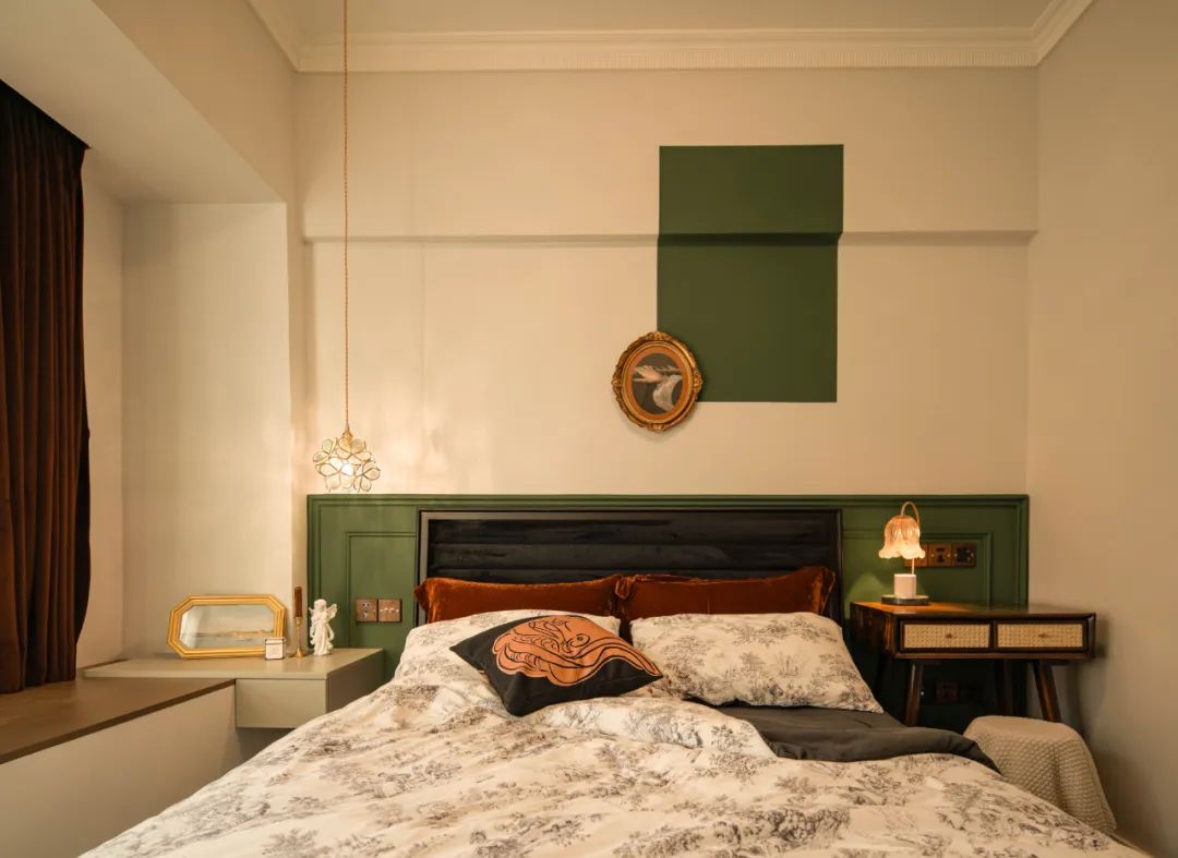 空間放大術(shù)丨兩倍客廳，三倍公區(qū)，只因她家破墻為“鏡”