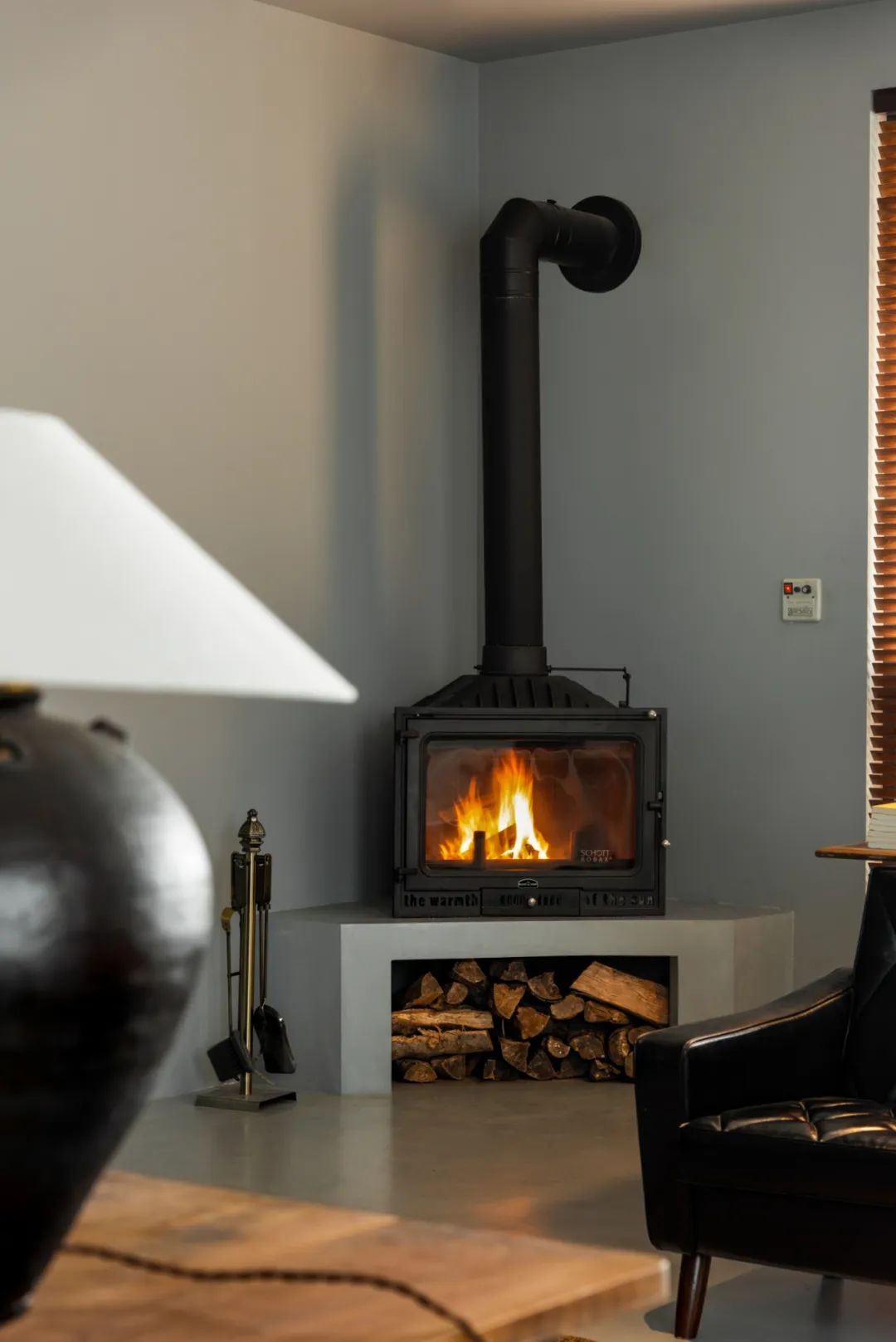 前沿設(shè)計(jì)丨中古家居工作室,美女主理人帶你提高空間品位