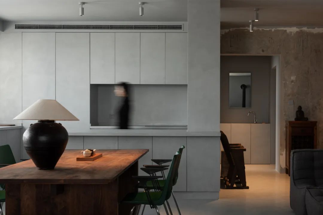 前沿設(shè)計(jì)丨中古家居工作室,美女主理人帶你提高空間品位