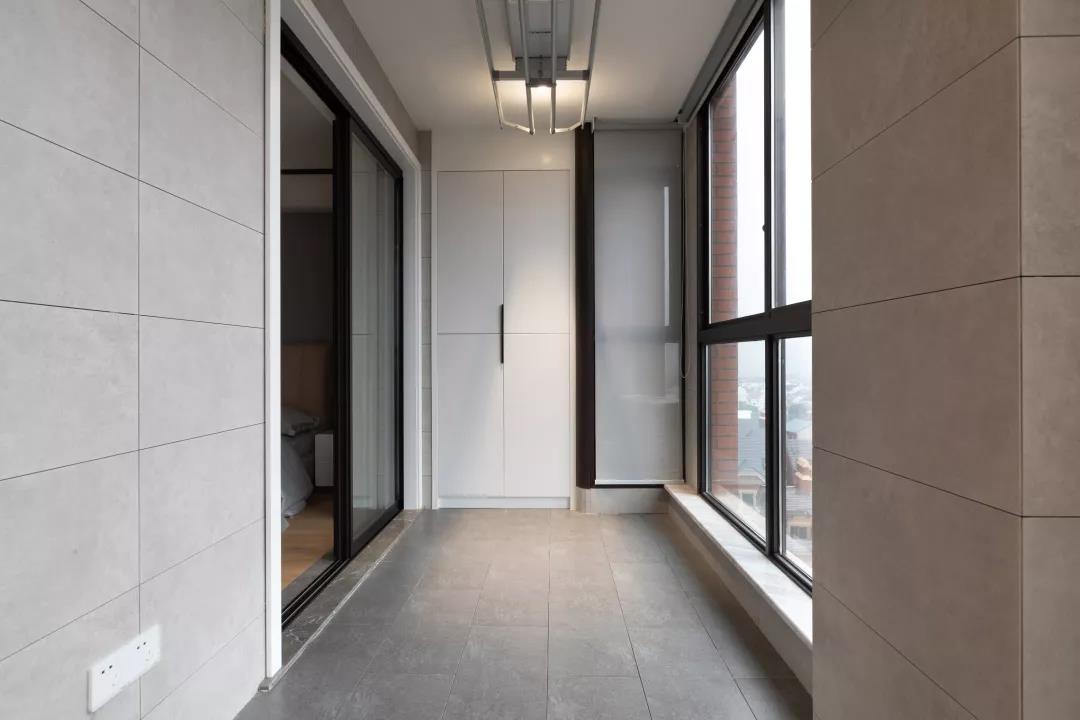 玄關巧收納，成都夫妻120㎡小兩居婚房裝修記，美呆了！